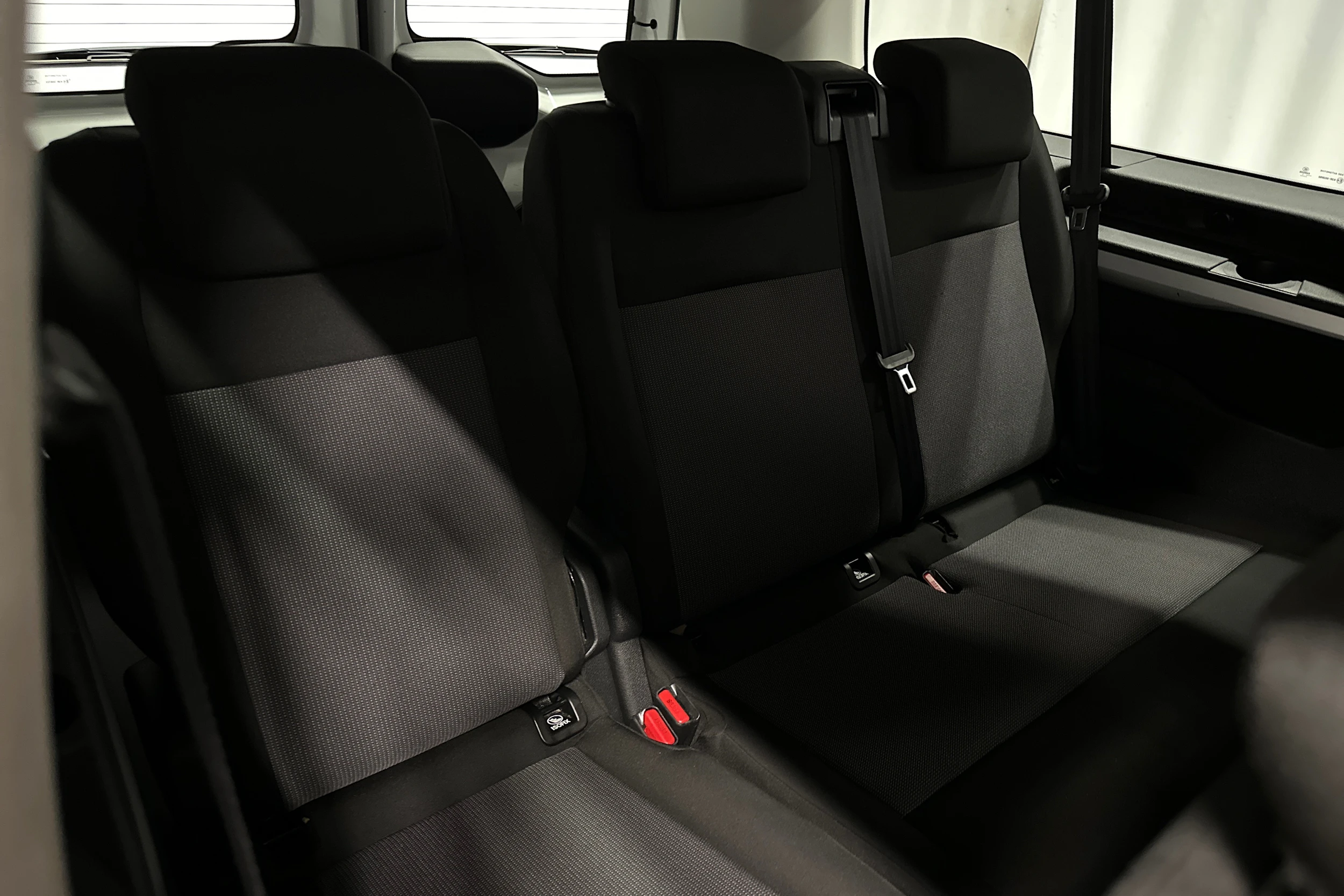 valkoinen Toyota Proace Verso 2021 kuva 24.