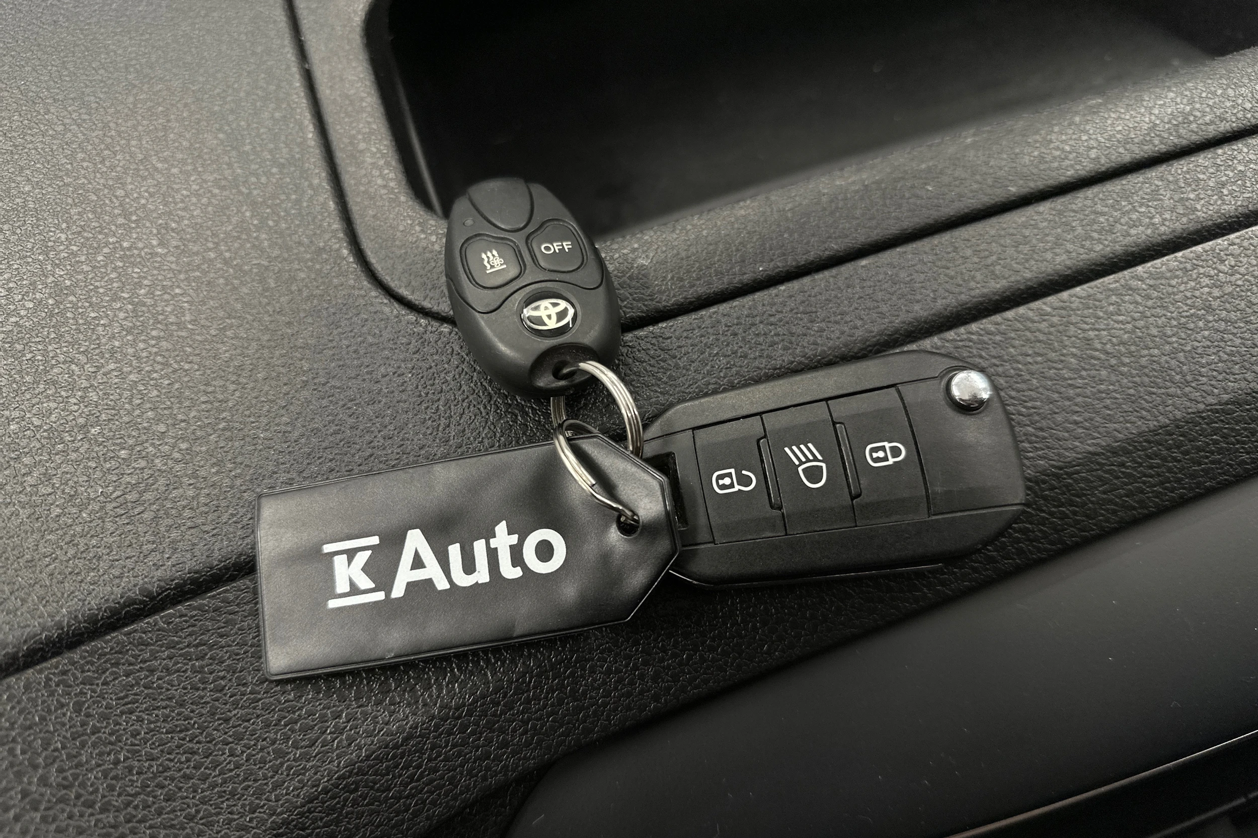 valkoinen Toyota Proace Verso 2021 kuva 27.
