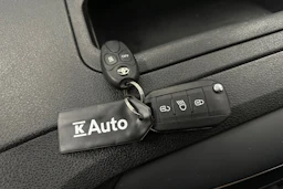 valkoinen Toyota Proace Verso 2021 kuva 27.