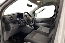 valkoinen Toyota Proace Verso 2021 kuva 3.