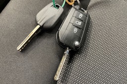 valkoinen Toyota Proace Verso 2021 kuva 34.