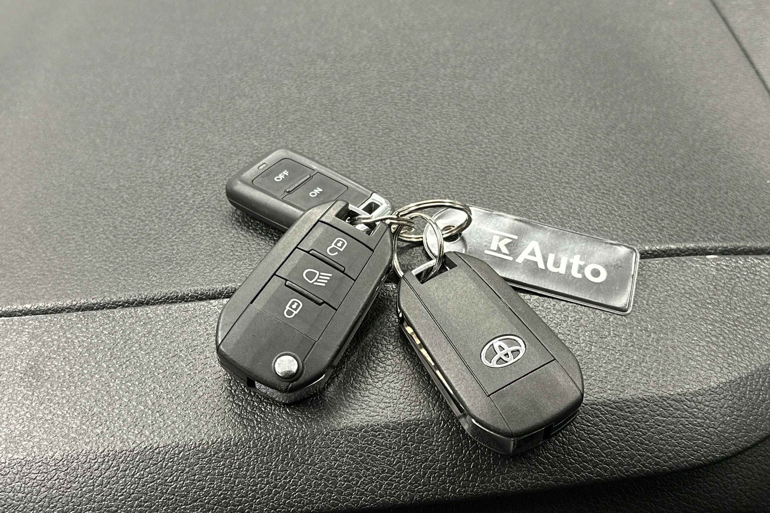 valkoinen Toyota Proace Verso 2022 kuva 19.