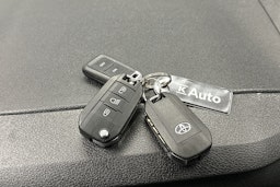 valkoinen Toyota Proace Verso 2022 kuva 19.