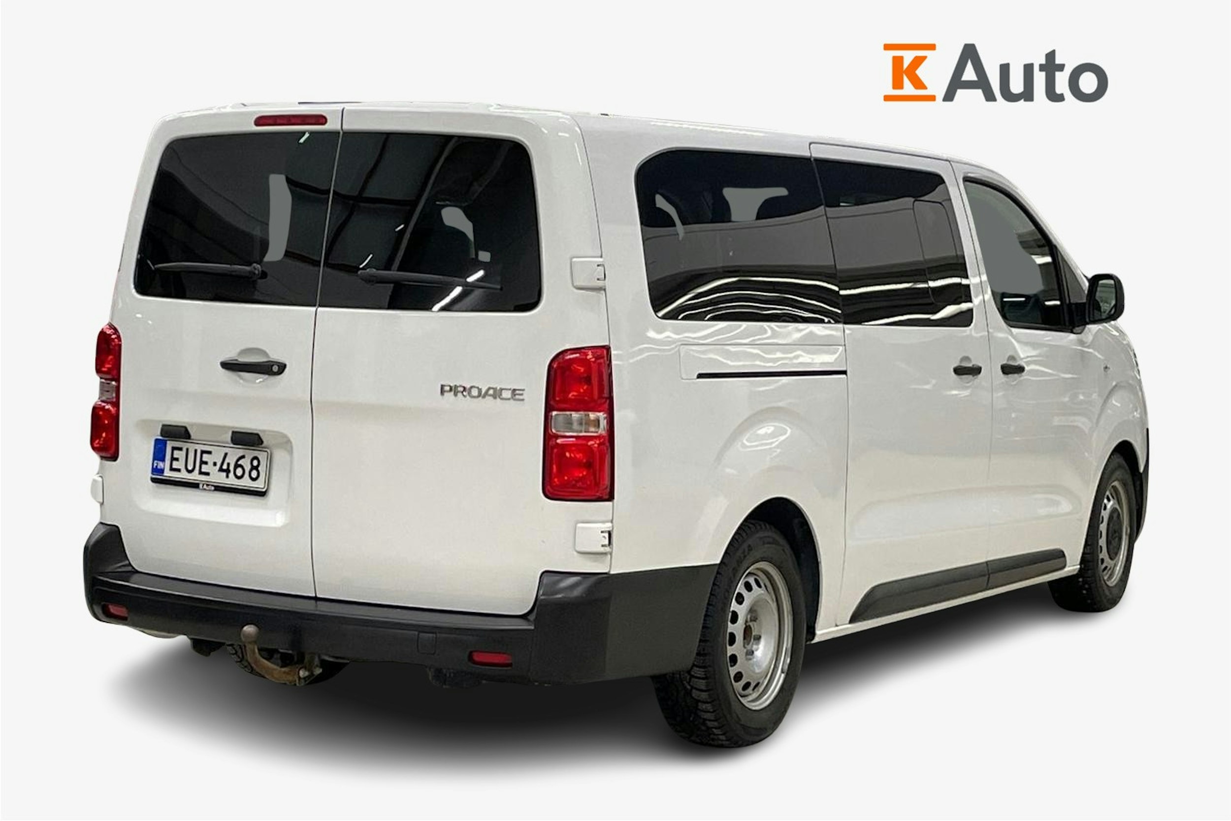 valkoinen Toyota Proace Verso 2022 kuva 2.