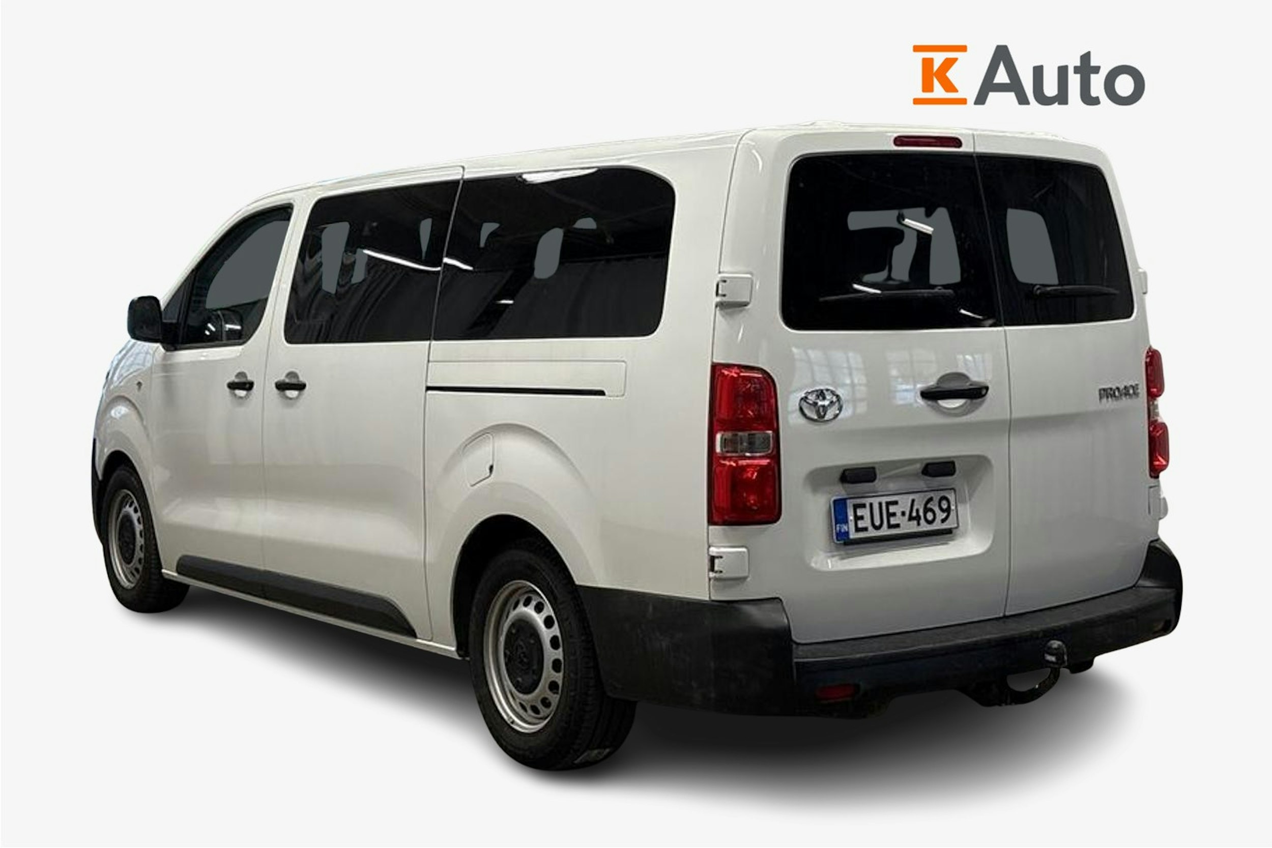 valkoinen Toyota Proace Verso 2022 kuva 2.
