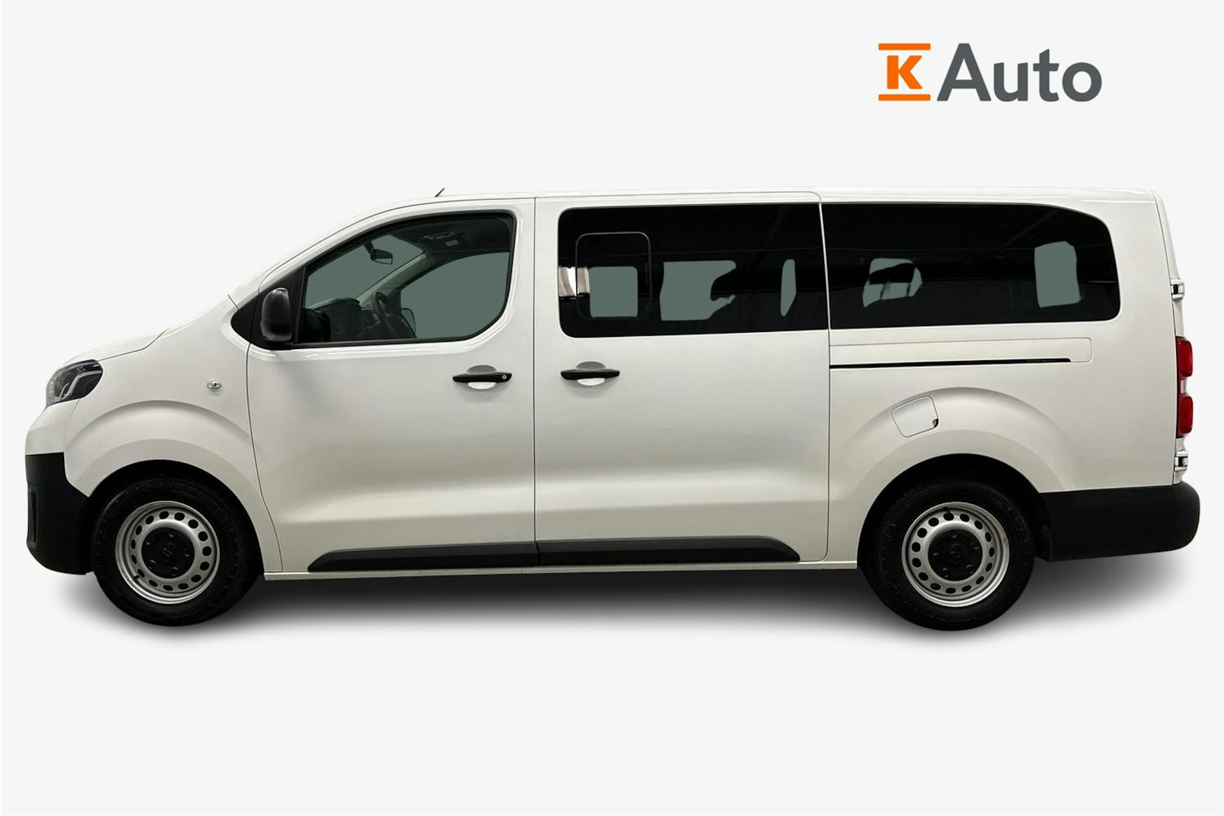 valkoinen Toyota Proace Verso 2022 kuva 5.