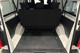 valkoinen Toyota Proace Verso 2022 kuva 12.