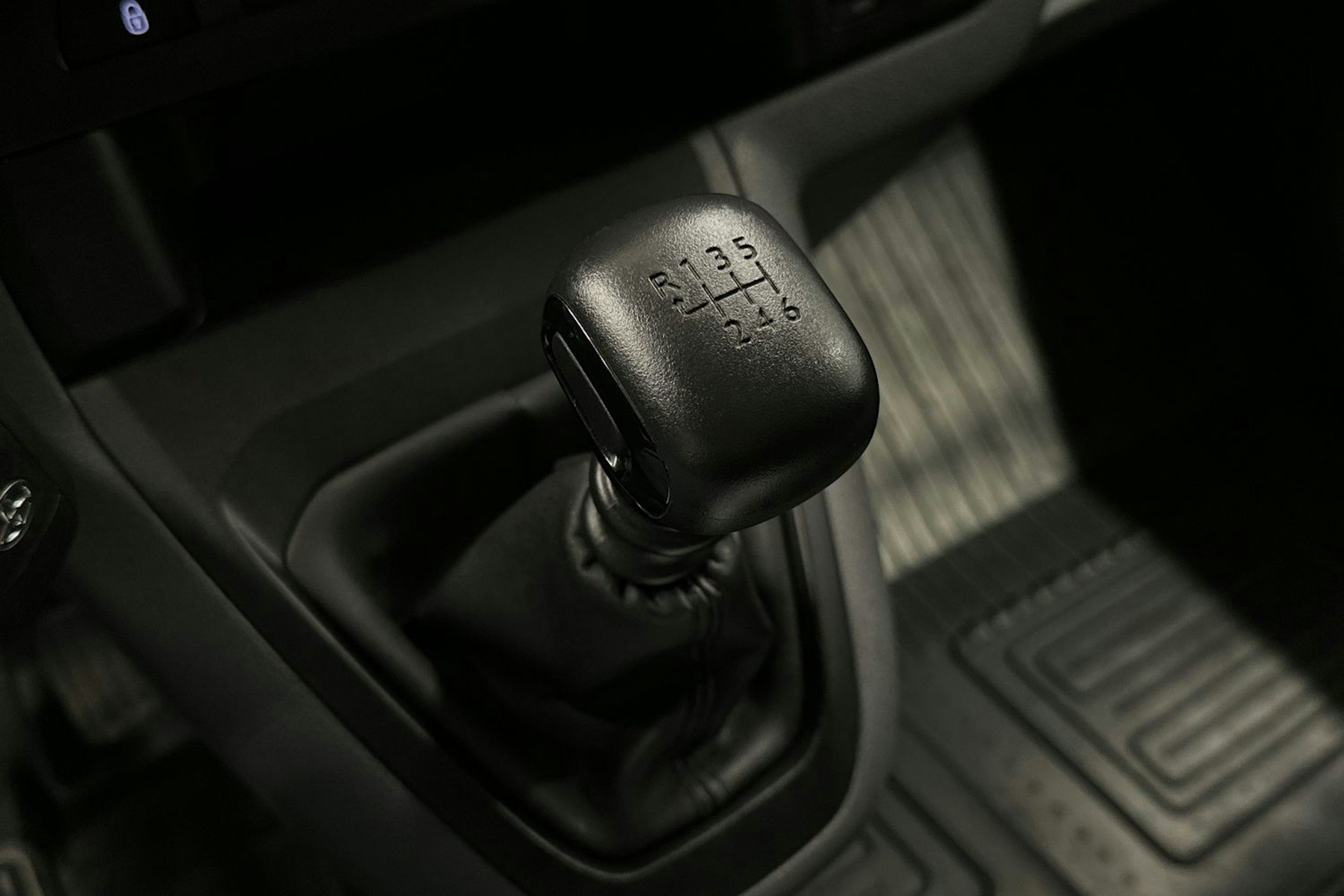 valkoinen Toyota Proace Verso 2022 kuva 19.
