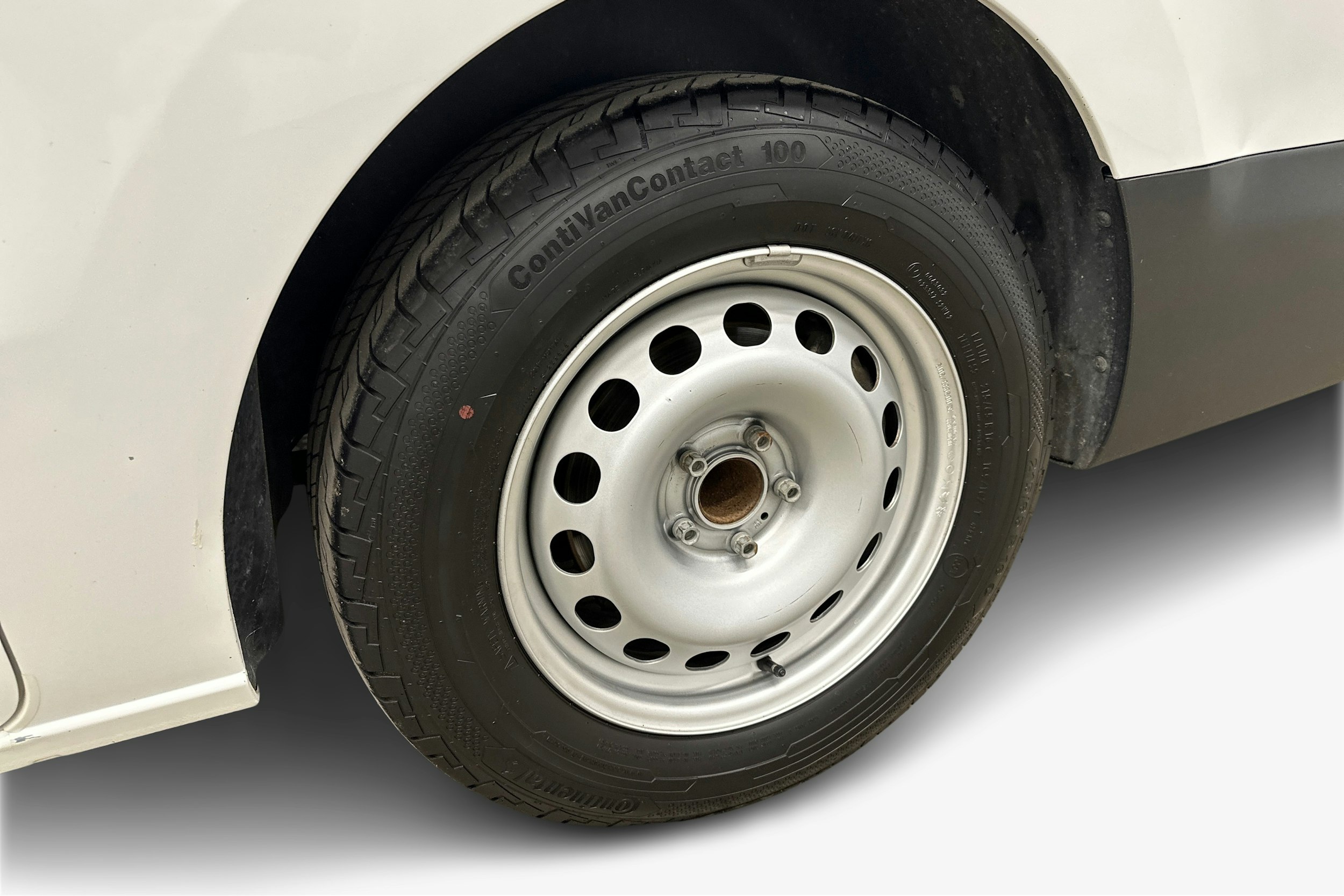 valkoinen Toyota Proace Verso 2022 kuva 9.