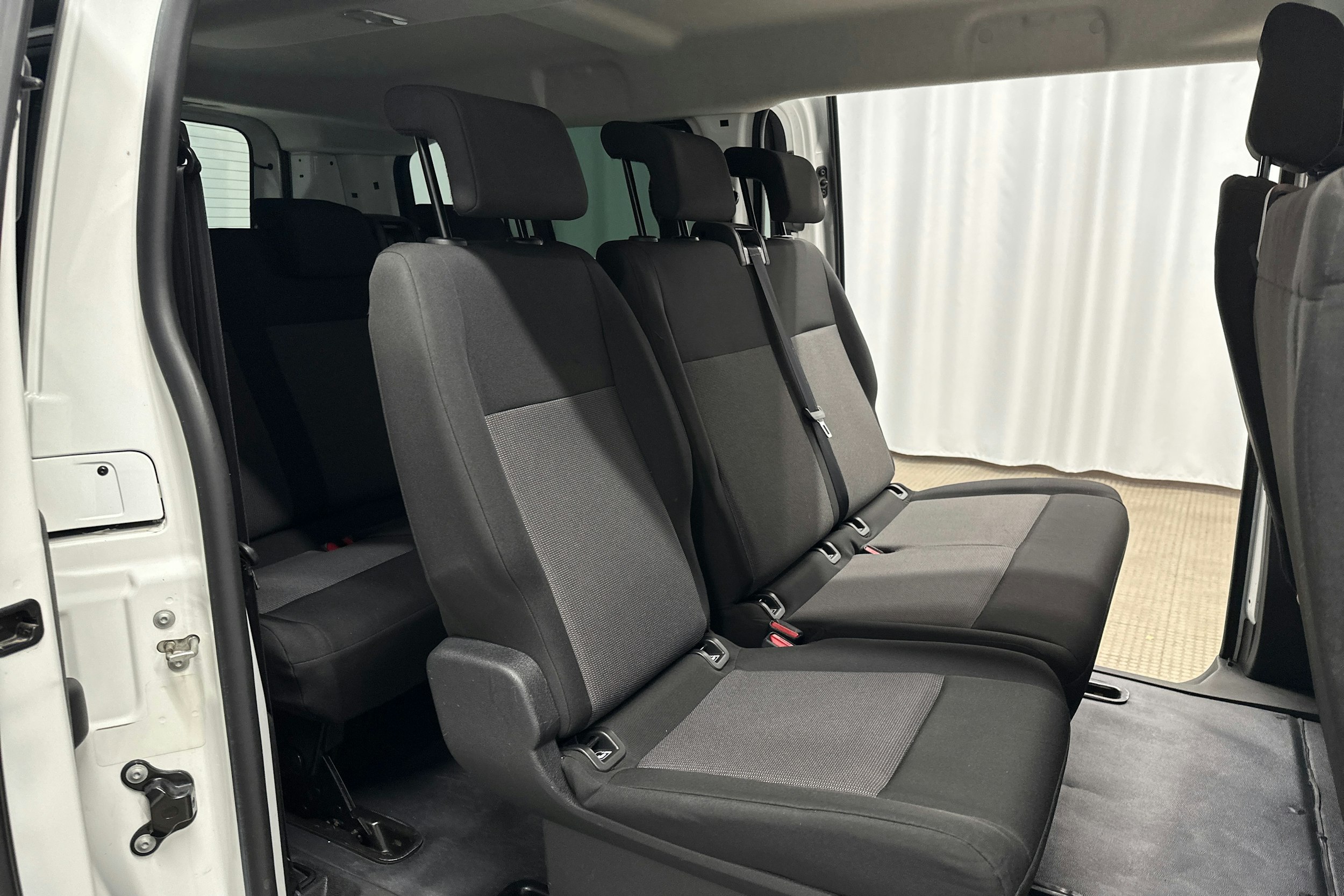 valkoinen Toyota Proace Verso 2022 kuva 20.