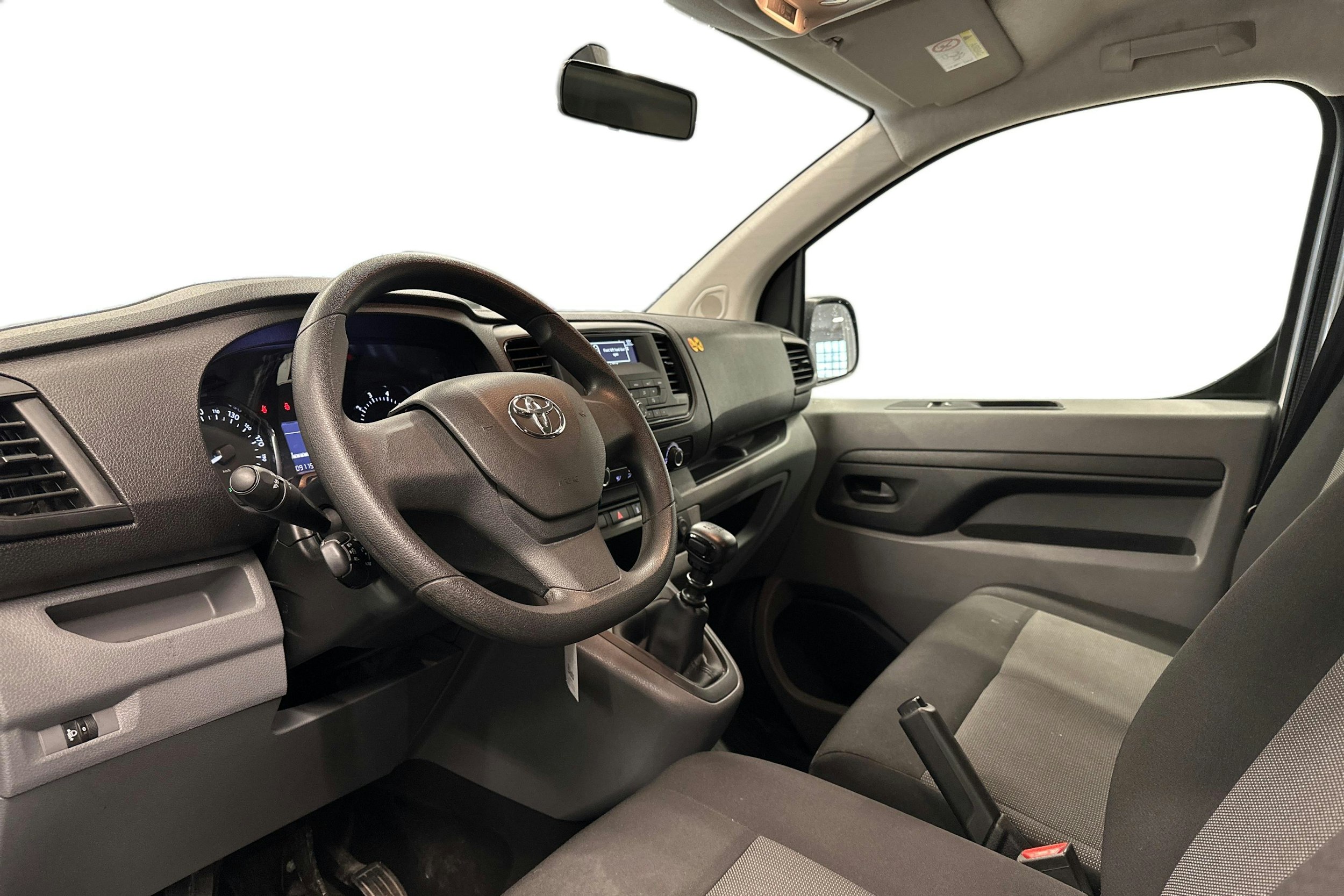 valkoinen Toyota Proace Verso 2022 kuva 3.