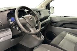 valkoinen Toyota Proace Verso 2022 kuva 7.