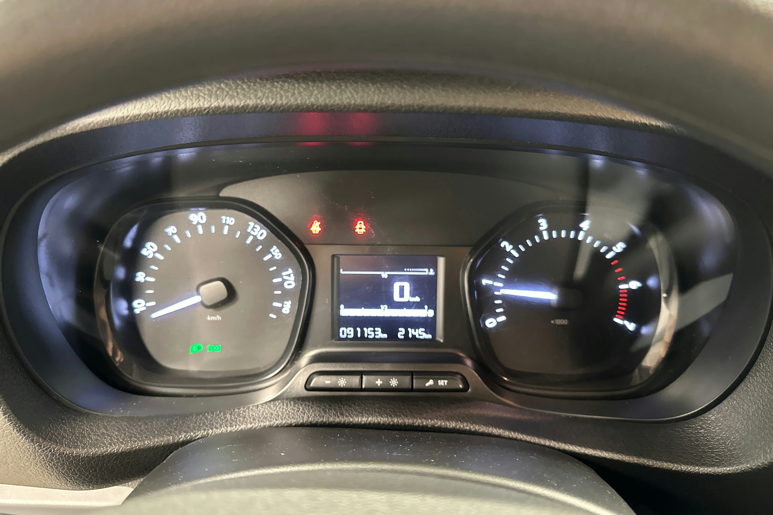 valkoinen Toyota Proace Verso 2022 kuva 11.
