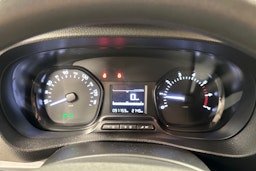 valkoinen Toyota Proace Verso 2022 kuva 11.