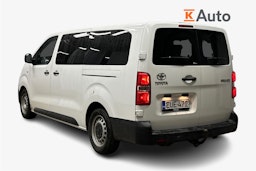 valkoinen Toyota Proace Verso 2022 kuva 2.