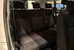 valkoinen Toyota Proace Verso 2022 kuva 25.