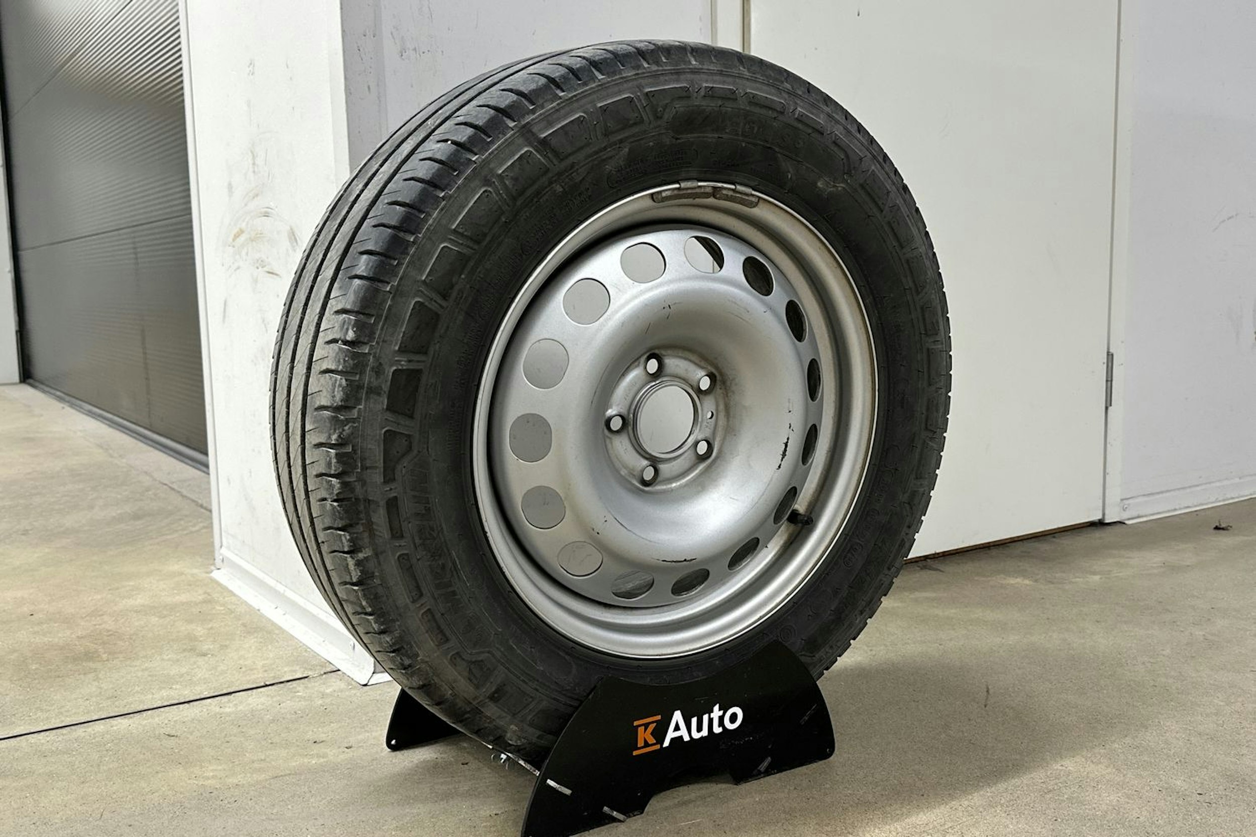 valkoinen Toyota Proace Verso 2022 kuva 27.