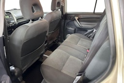 ruskea (beige) Toyota RAV4 2004 kuva 10.