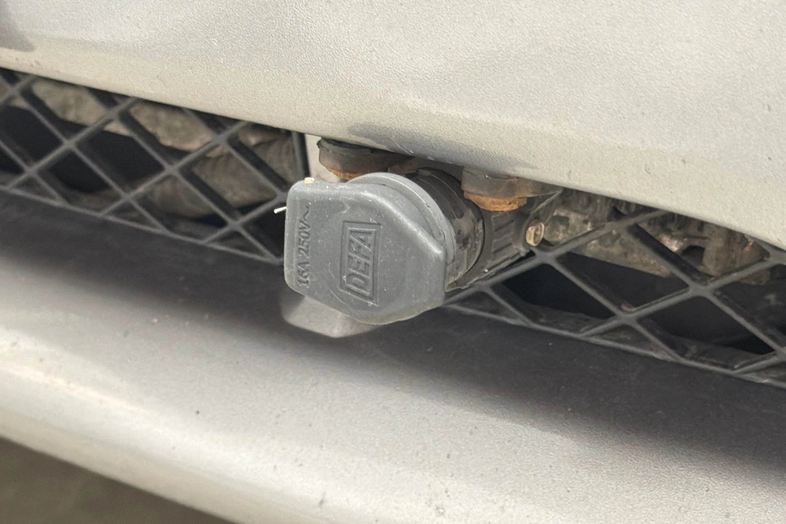 harmaa Toyota RAV4 2005 kuva 22.