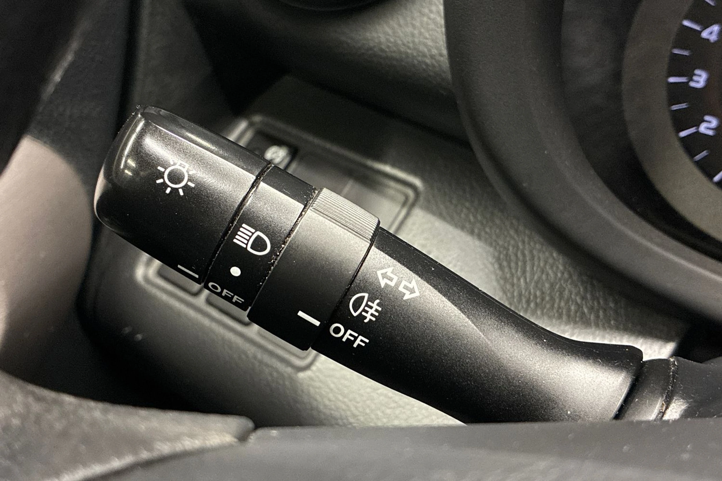 Hopea Toyota RAV4 2006 kuva 17.