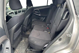 hopea Toyota RAV4 2006 kuva 8.
