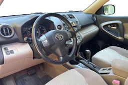 Punainen Toyota RAV4 2006 kuva 6.