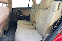 Punainen Toyota RAV4 2006 kuva 8.