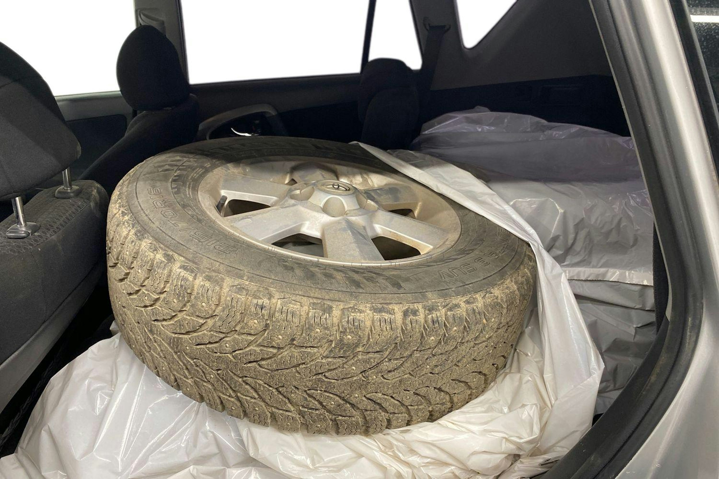 harmaa Toyota RAV4 2006 kuva 8.
