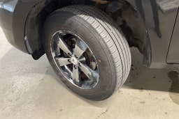 musta Toyota RAV4 2006 kuva 10.
