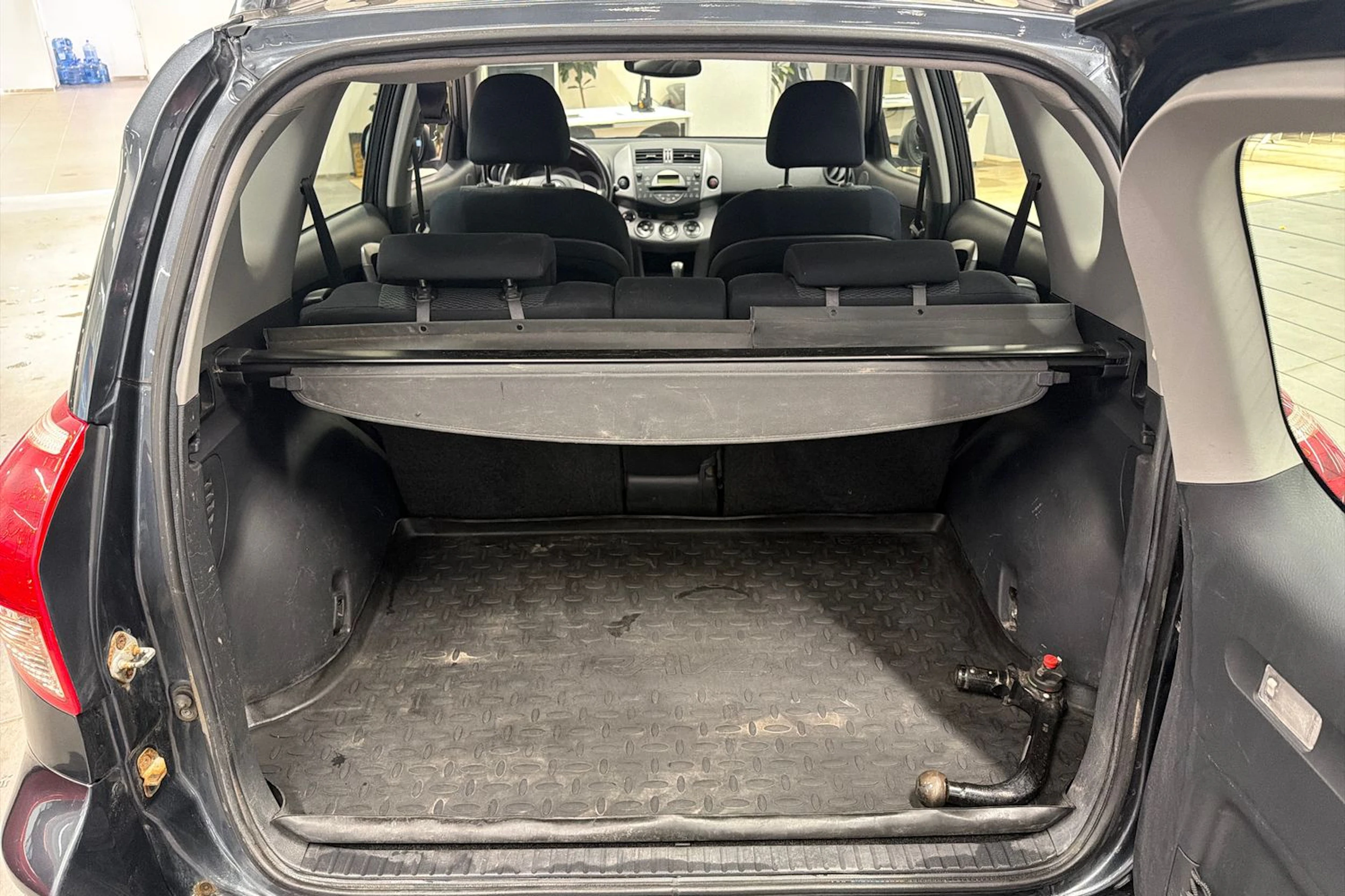 harmaa Toyota RAV4 2006 kuva 10.