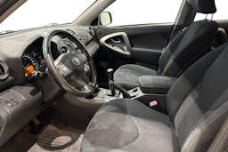 musta Toyota RAV4 2007 kuva 7.
