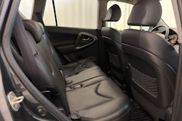 harmaa Toyota RAV4 2007 kuva 18.