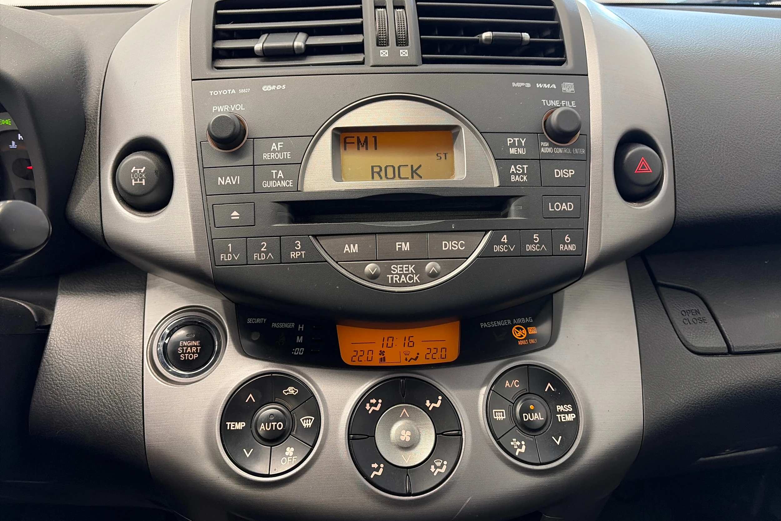 harmaa Toyota RAV4 2007 kuva 22.