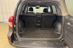 harmaa Toyota RAV4 2007 kuva 25.