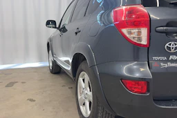 harmaa Toyota RAV4 2007 kuva 29.
