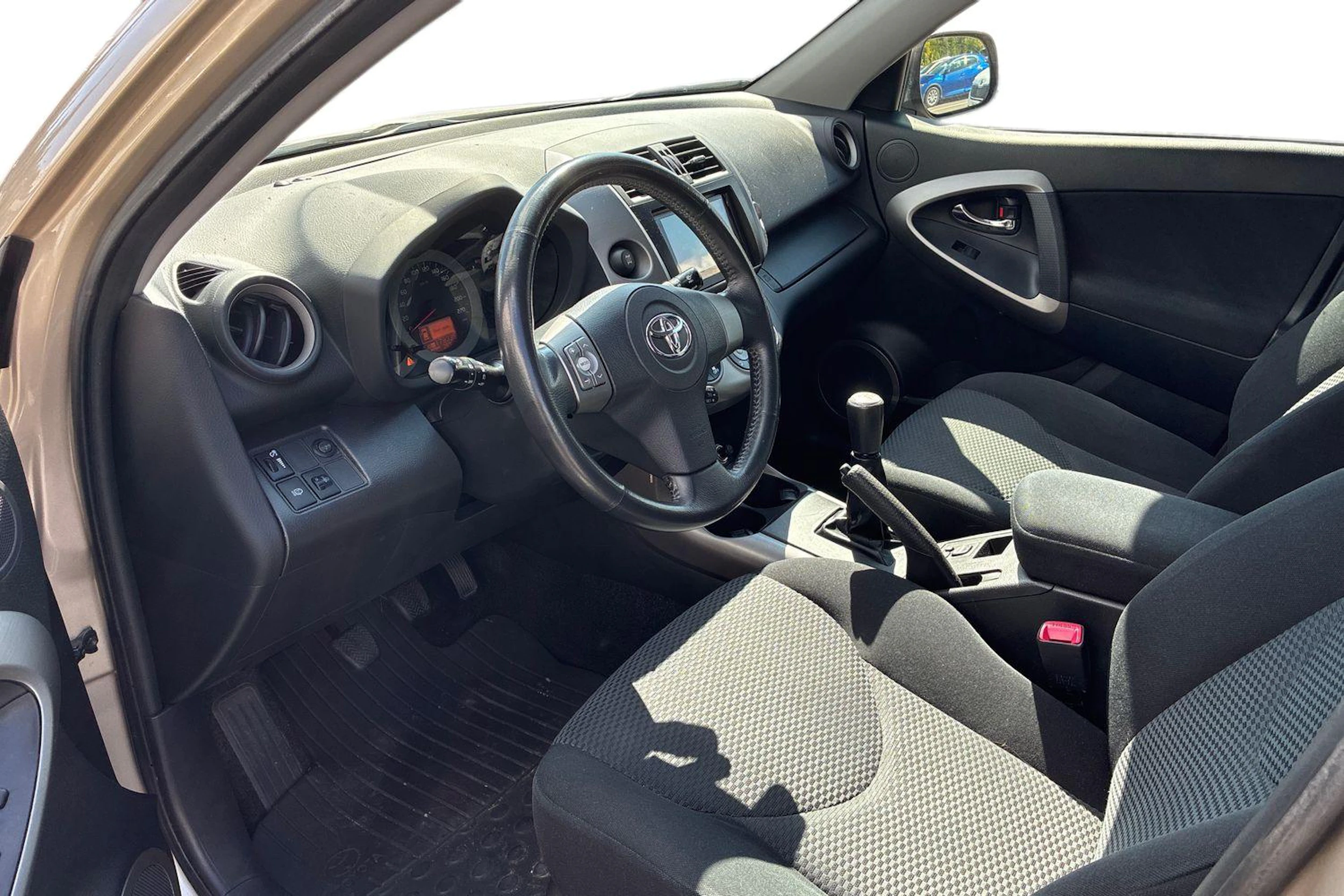ruskea (beige) Toyota RAV4 2007 kuva 3.