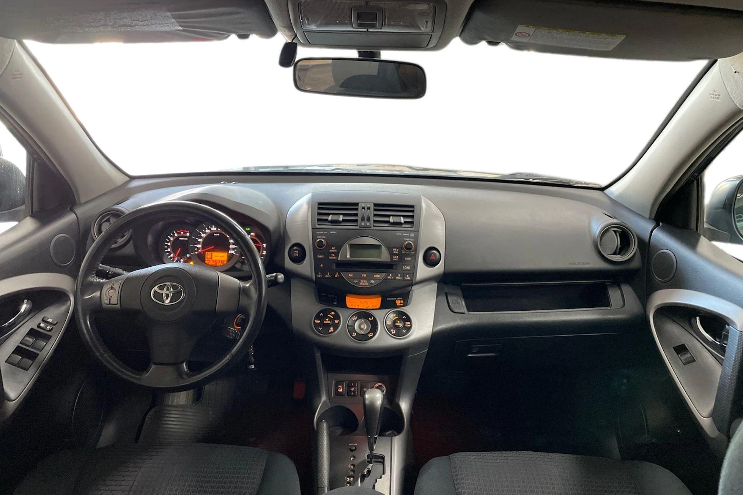 Harmaa Toyota RAV4 2008 kuva 7.
