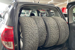 Harmaa Toyota RAV4 2008 kuva 15.