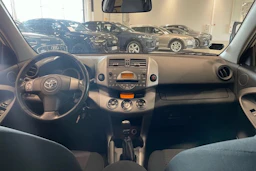 met. hopea Toyota RAV4 2008 kuva 11.