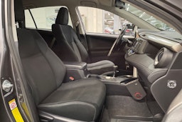 Harmaa Toyota RAV4 2013 kuva 28.