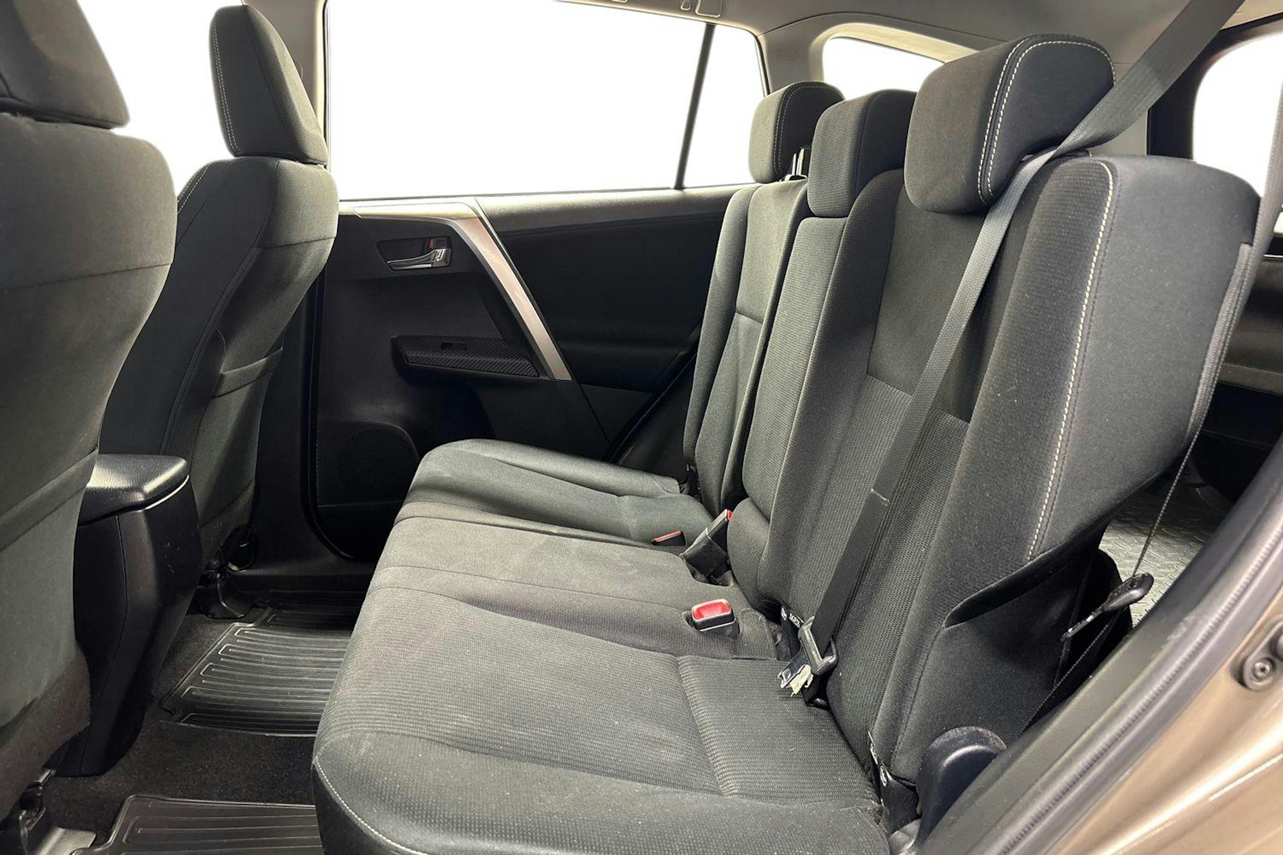 ruskea (beige) Toyota RAV4 2013 kuva 10.