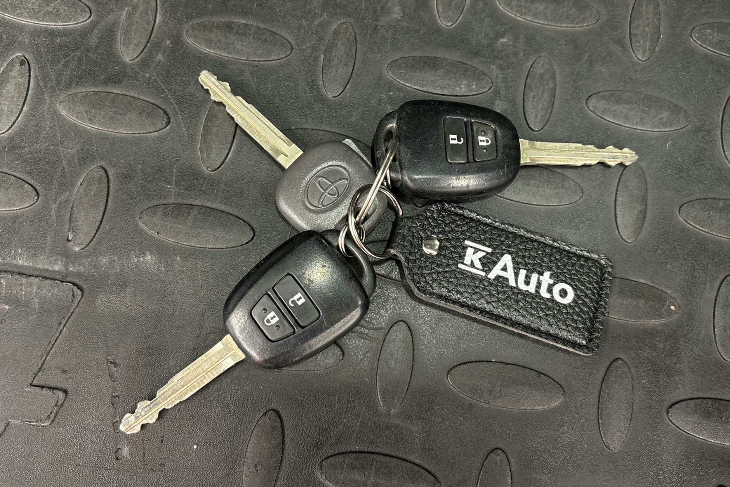 ruskea (beige) Toyota RAV4 2013 kuva 22.