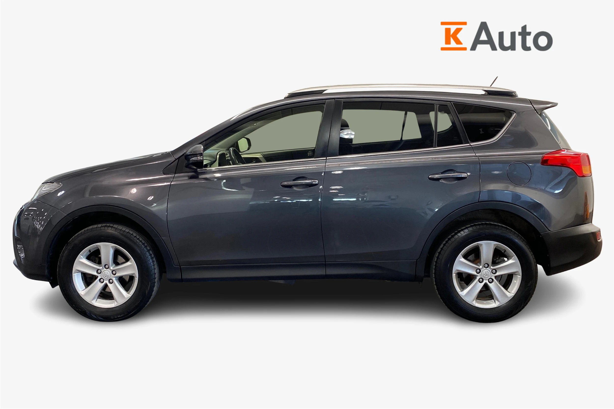 harmaa Toyota RAV4 2013 kuva 7.