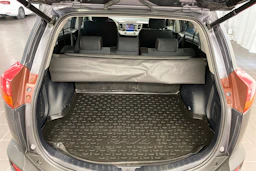harmaa Toyota RAV4 2013 kuva 15.