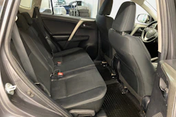 harmaa Toyota RAV4 2013 kuva 17.