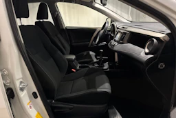 valkoinen Toyota RAV4 2014 kuva 17.
