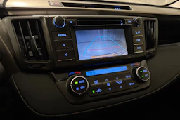 valkoinen Toyota RAV4 2014 kuva 21.