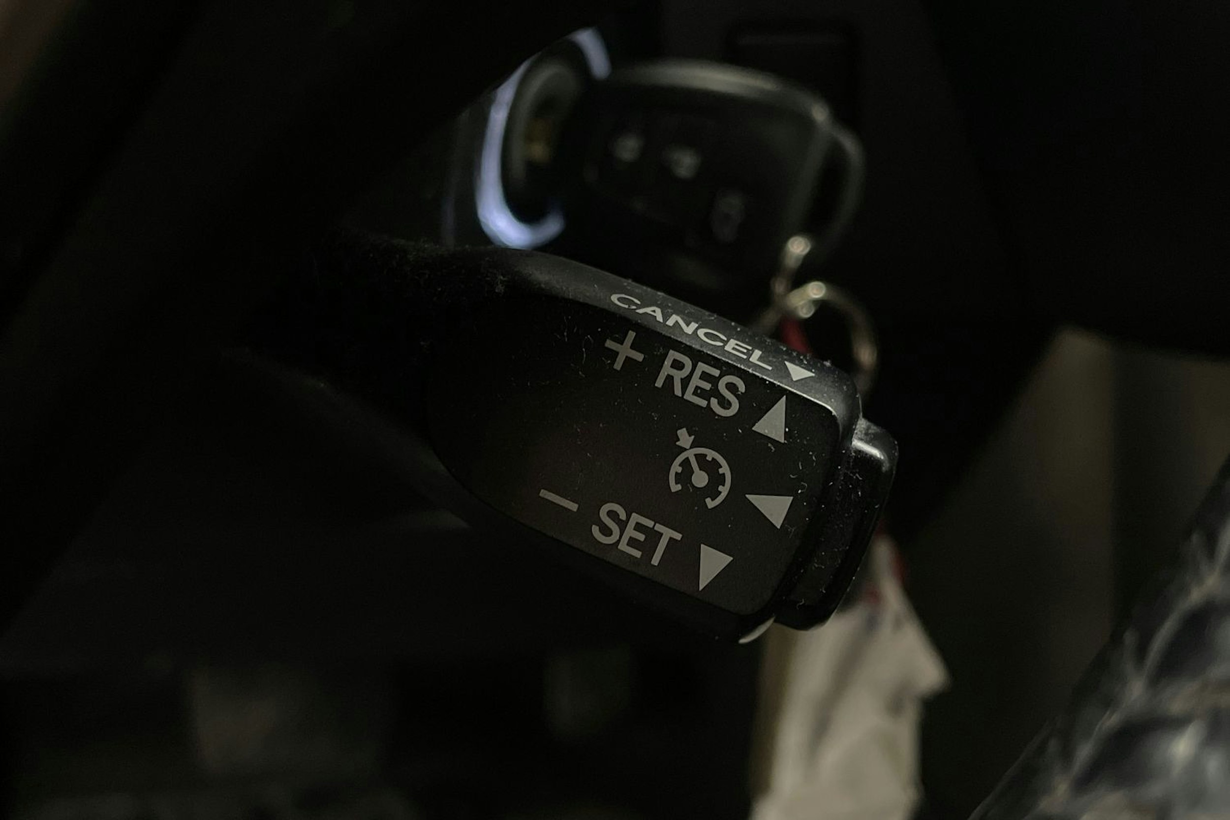 Harmaa Toyota RAV4 2014 kuva 19.