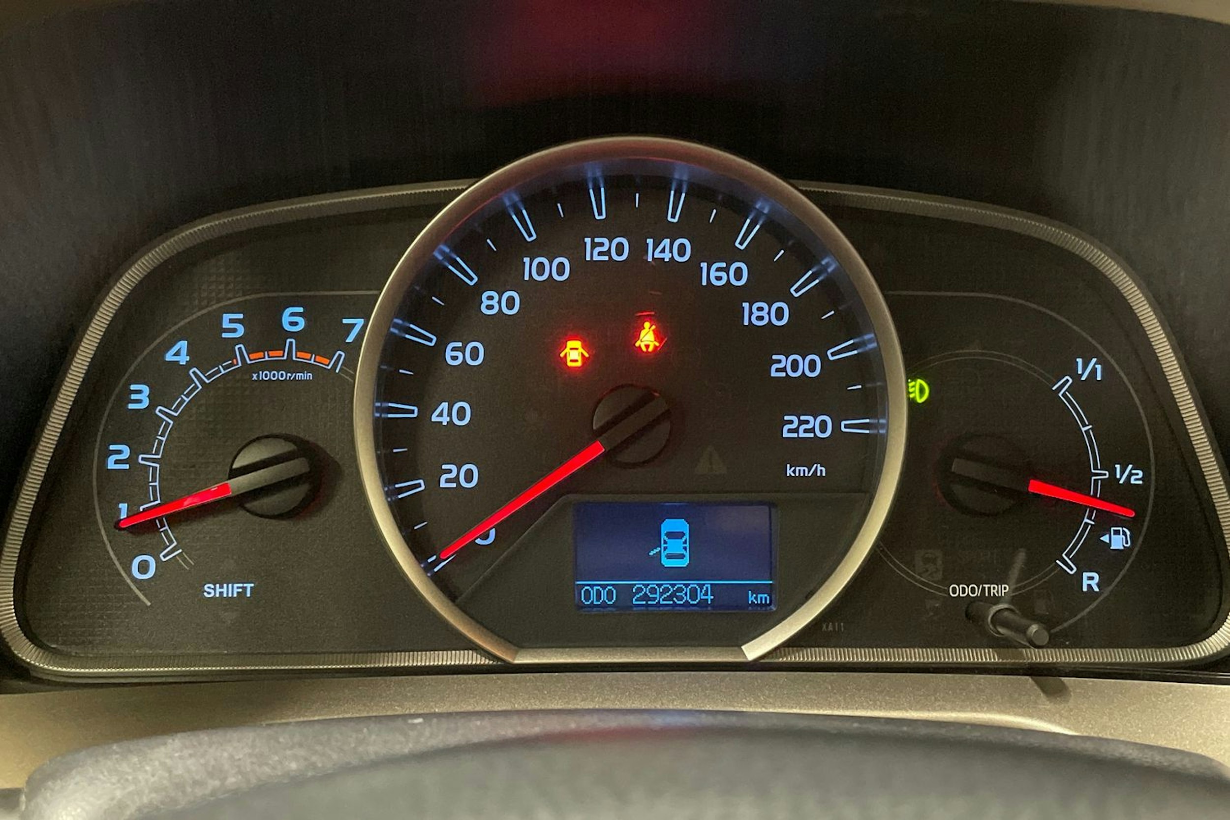 ruskea (beige) Toyota RAV4 2014 kuva 16.