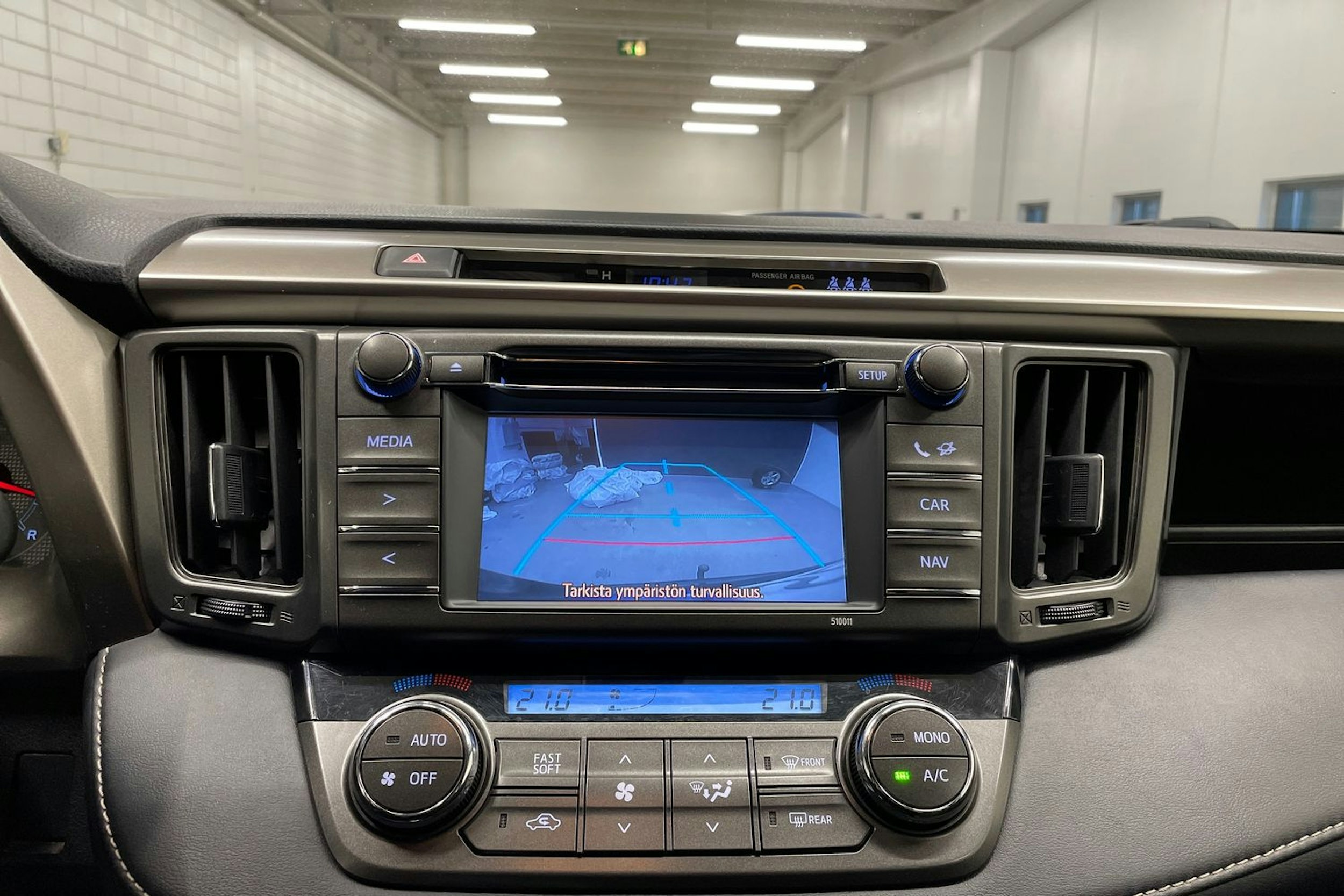 ruskea (beige) Toyota RAV4 2014 kuva 19.